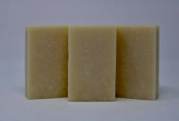 ALL NATURAL SHEA BUTTER & OATMEAL SOAP image 1