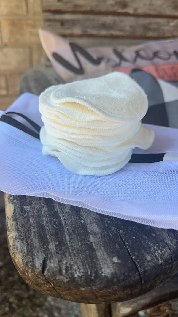 16PC REUSABLE MAKEUP REMOVER PADS WITH MESH LAUNDRY BAG image 0